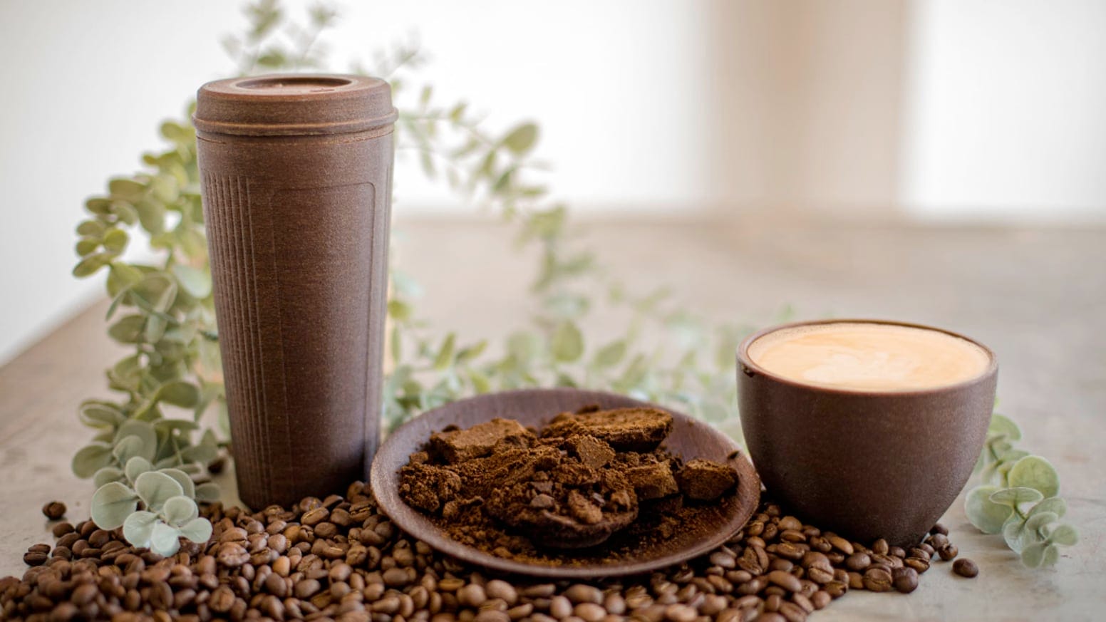 Custom coffee grounds mugs for coffee shops